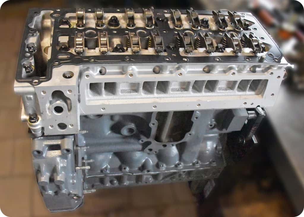 Moteur F1CE0481H vue 12
