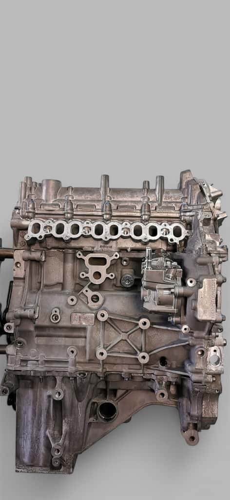 Moteur 204DTY(AJ20D4) vue 2