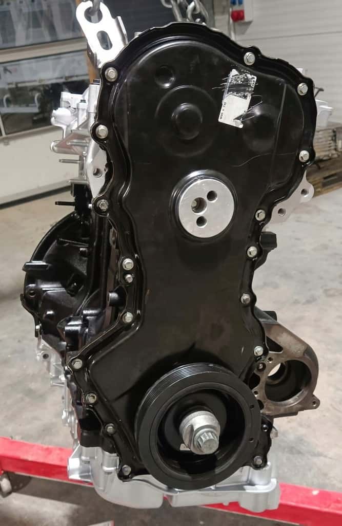 Moteur M9R 710 vue 5