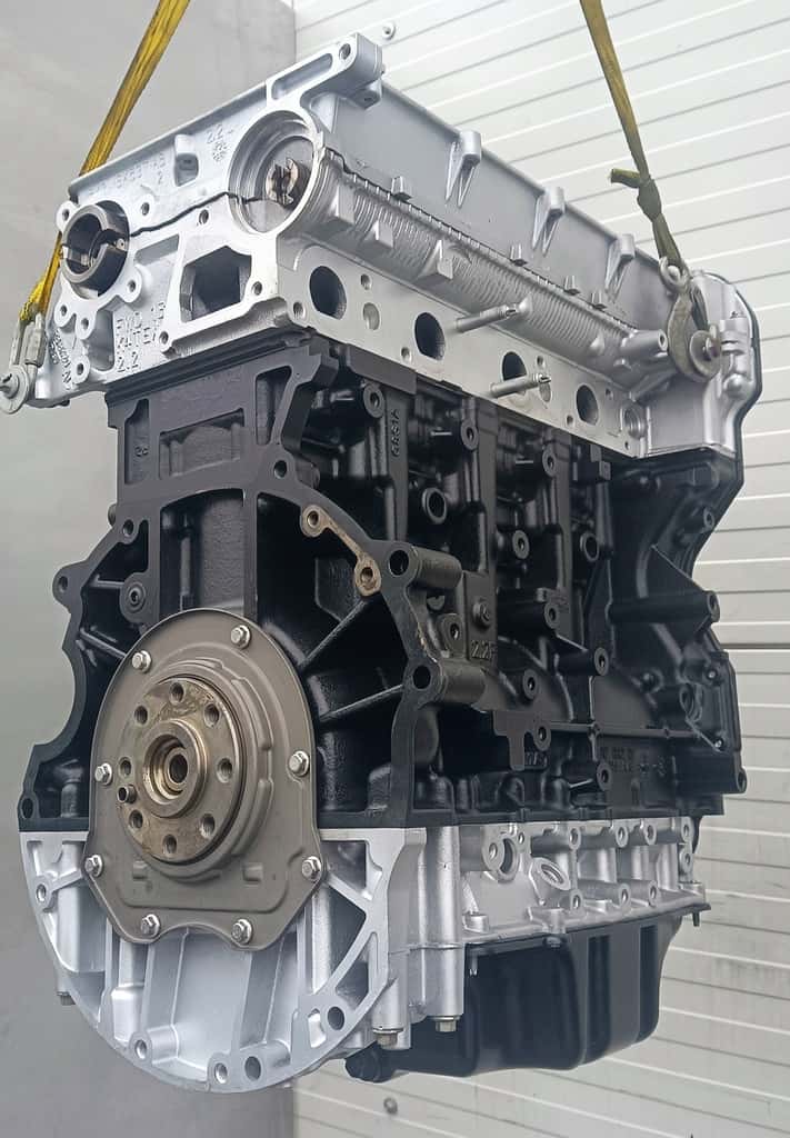 Moteur 4HV vue 2