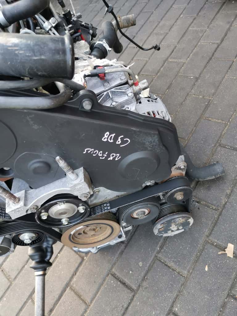 Moteur C9DB vue 5