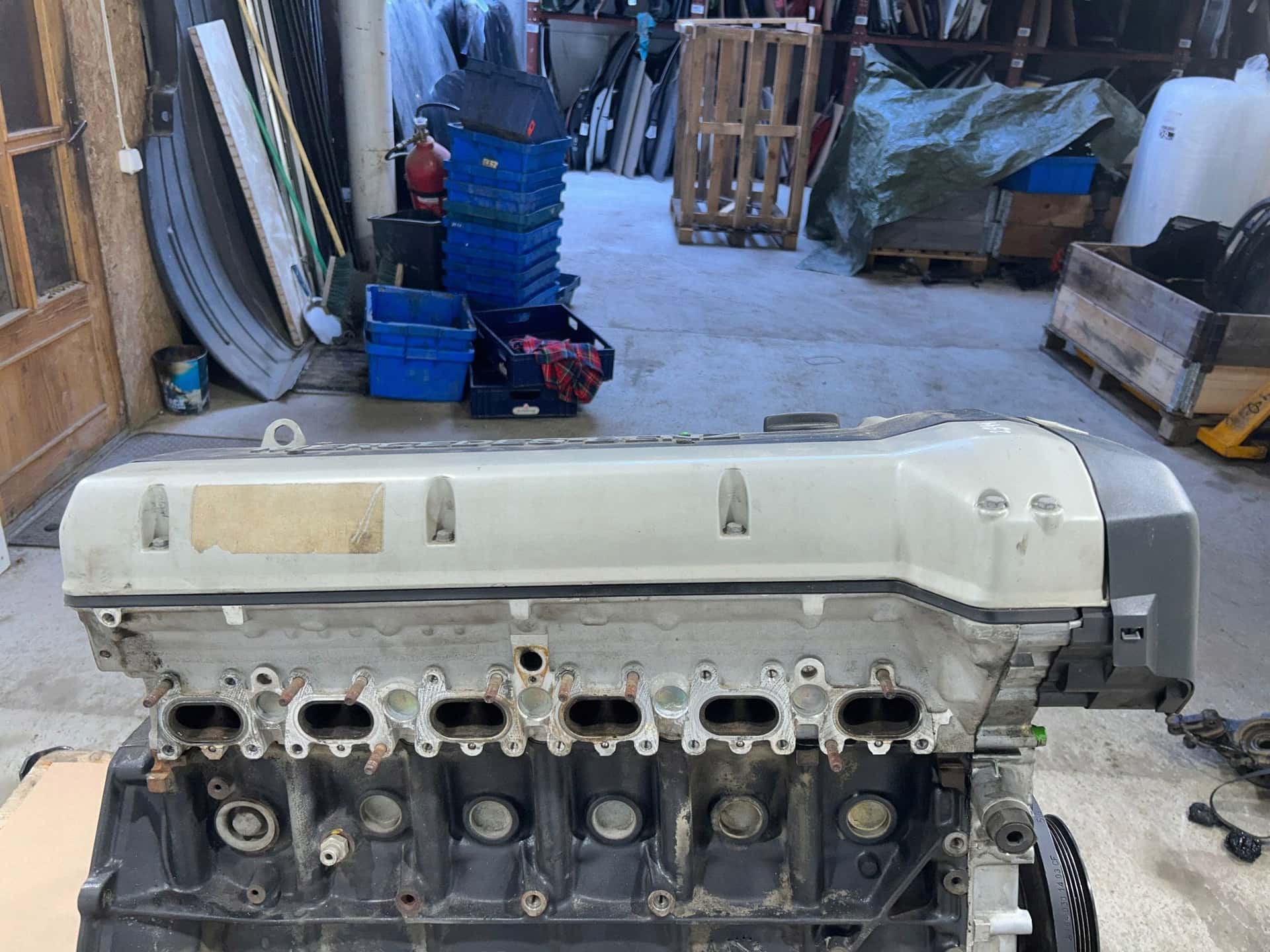 Moteur M 104.981 vue 11