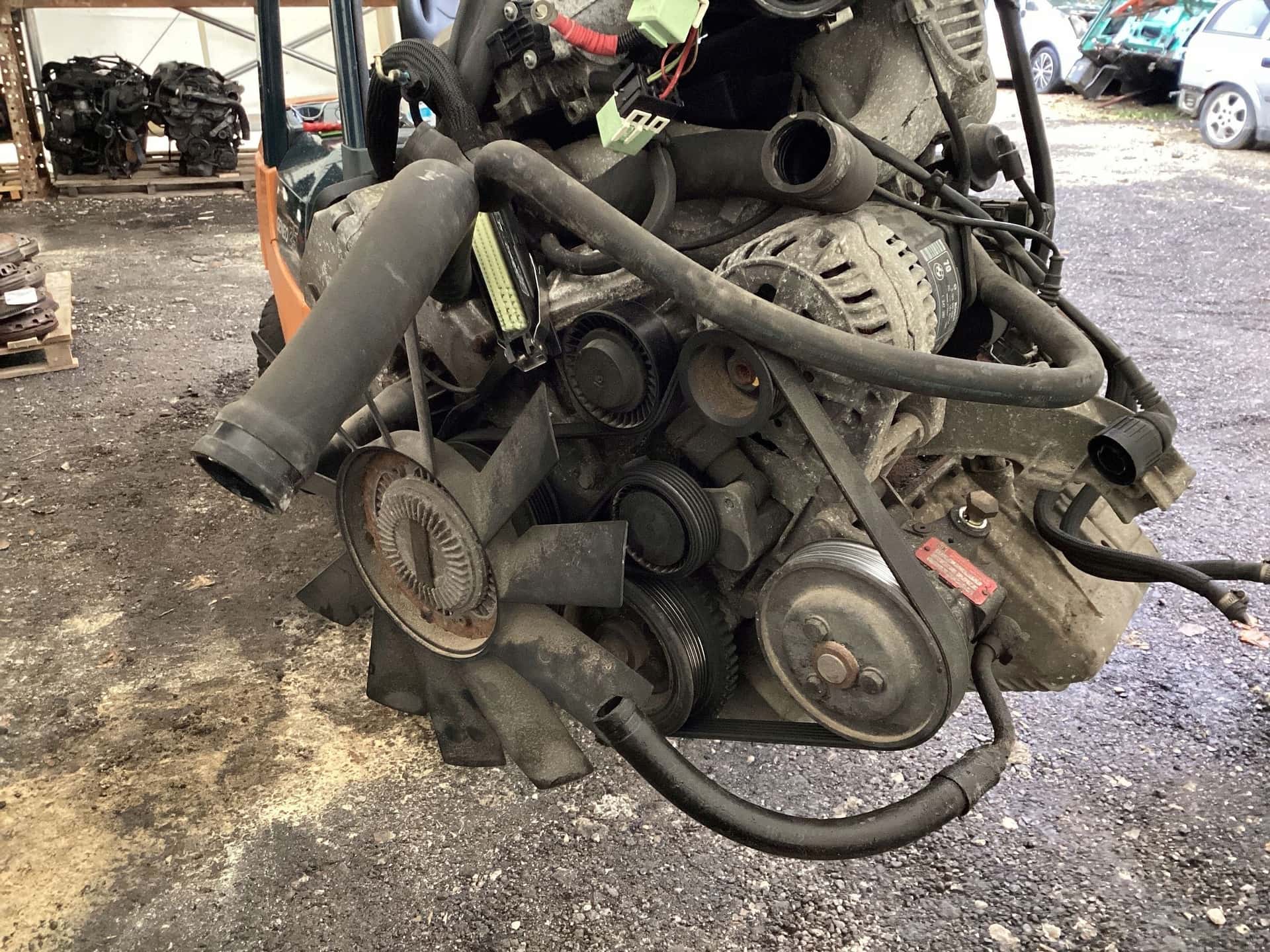 Moteur M43 B18 (184E2) vue 5