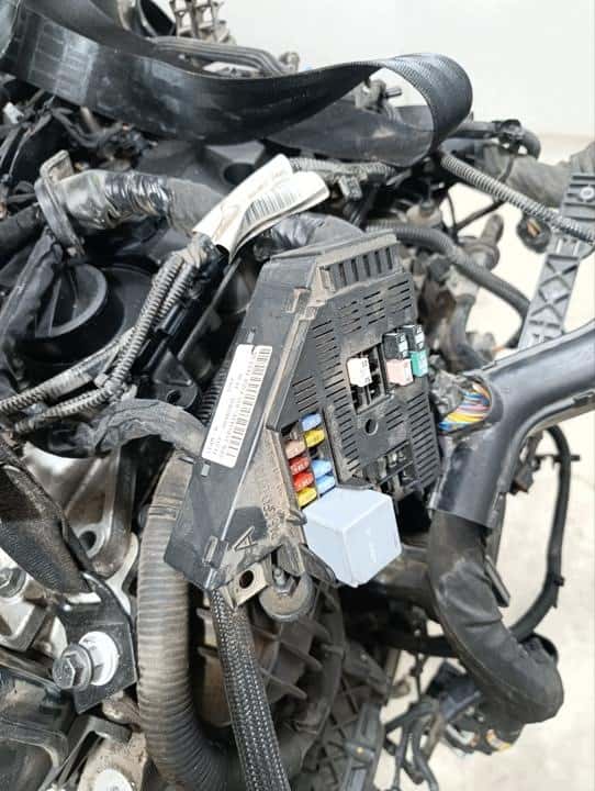Moteur B 4204 T28 vue 5