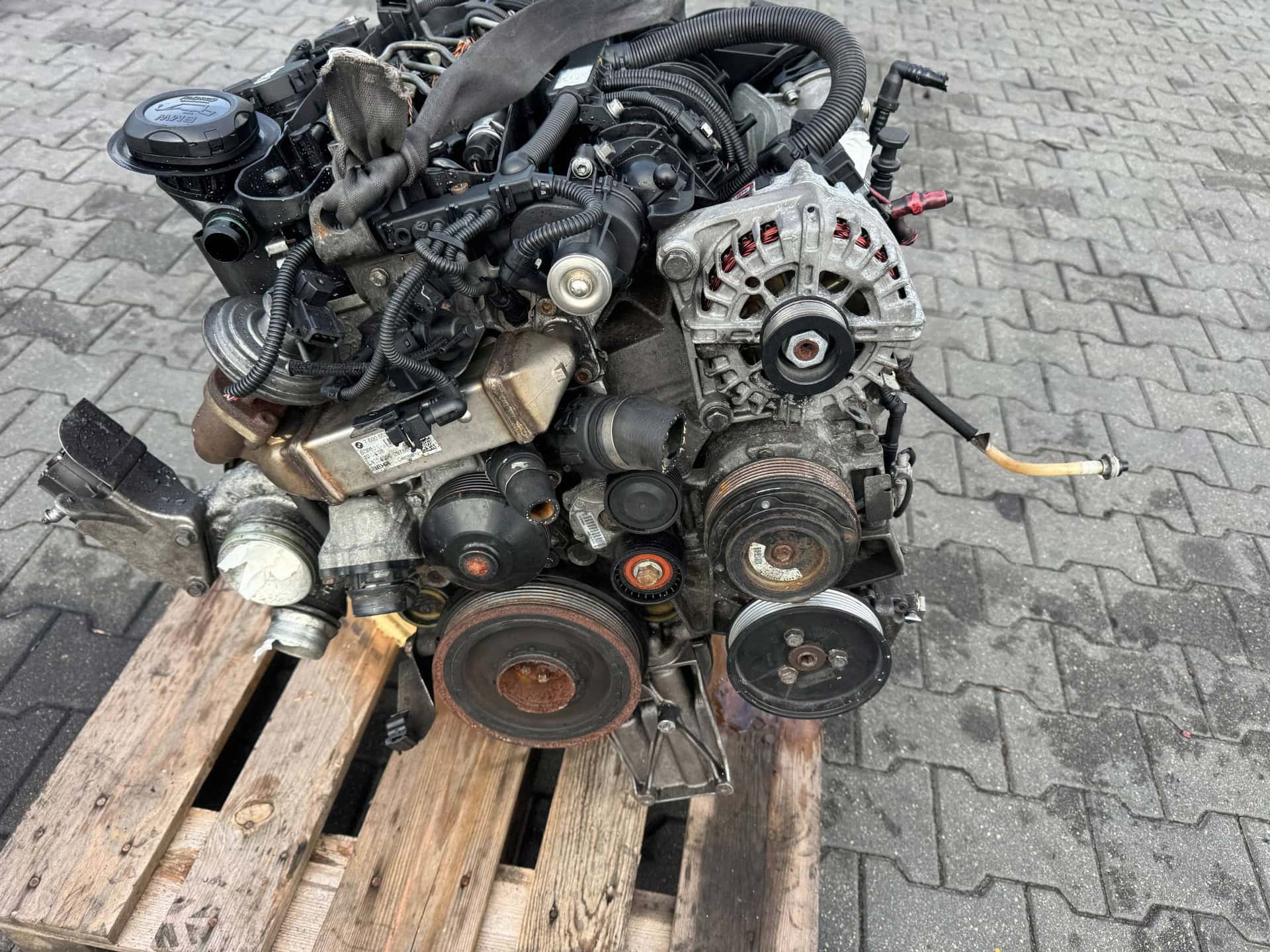 Moteur N47 D20 A vue 2