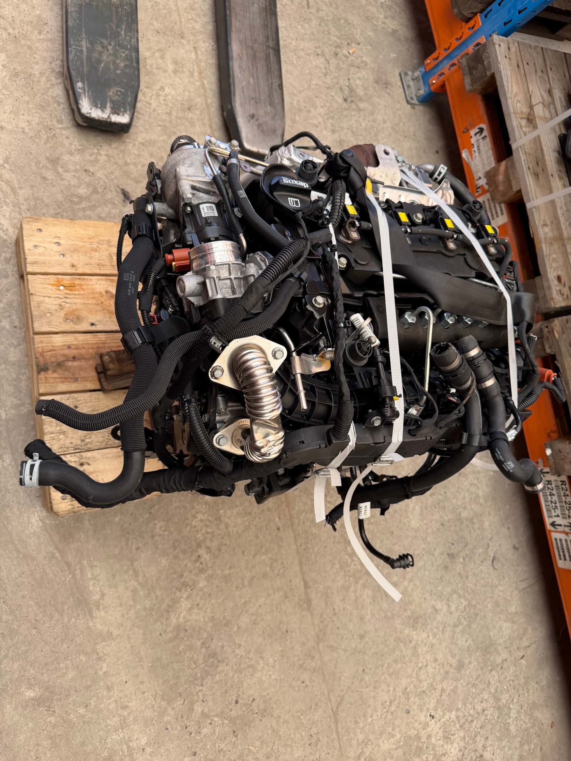 Moteur B 16 DTH vue 7