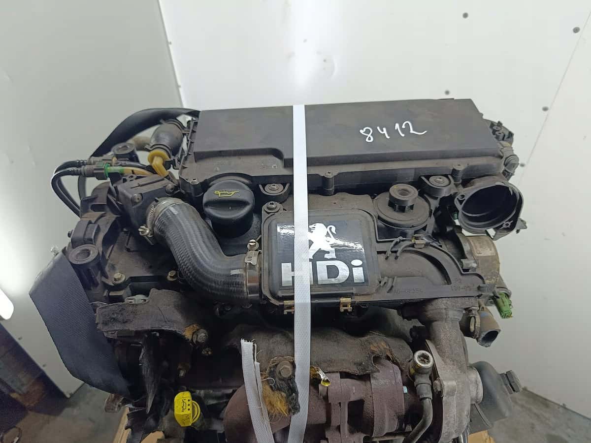 Moteur 8HZ (DV4TD) vue 4