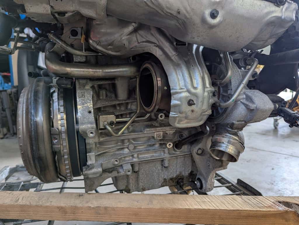 Moteur B 4204 T48 vue 4