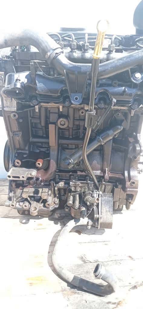 Moteur 4HU (P22DTE) vue 2