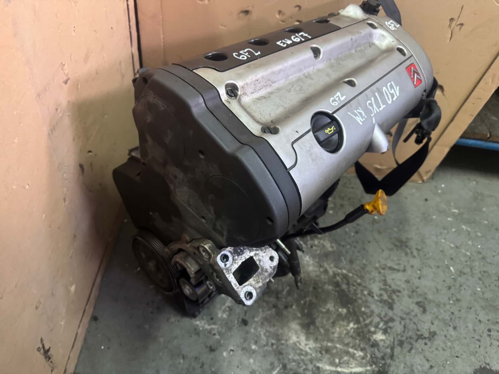 Moteur 6FZ (EW7J4) vue 2