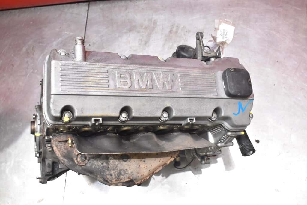 Moteur M43 B16 (164E2) vue 3