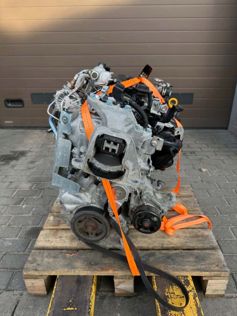 Moteur MR16DDT vue 2