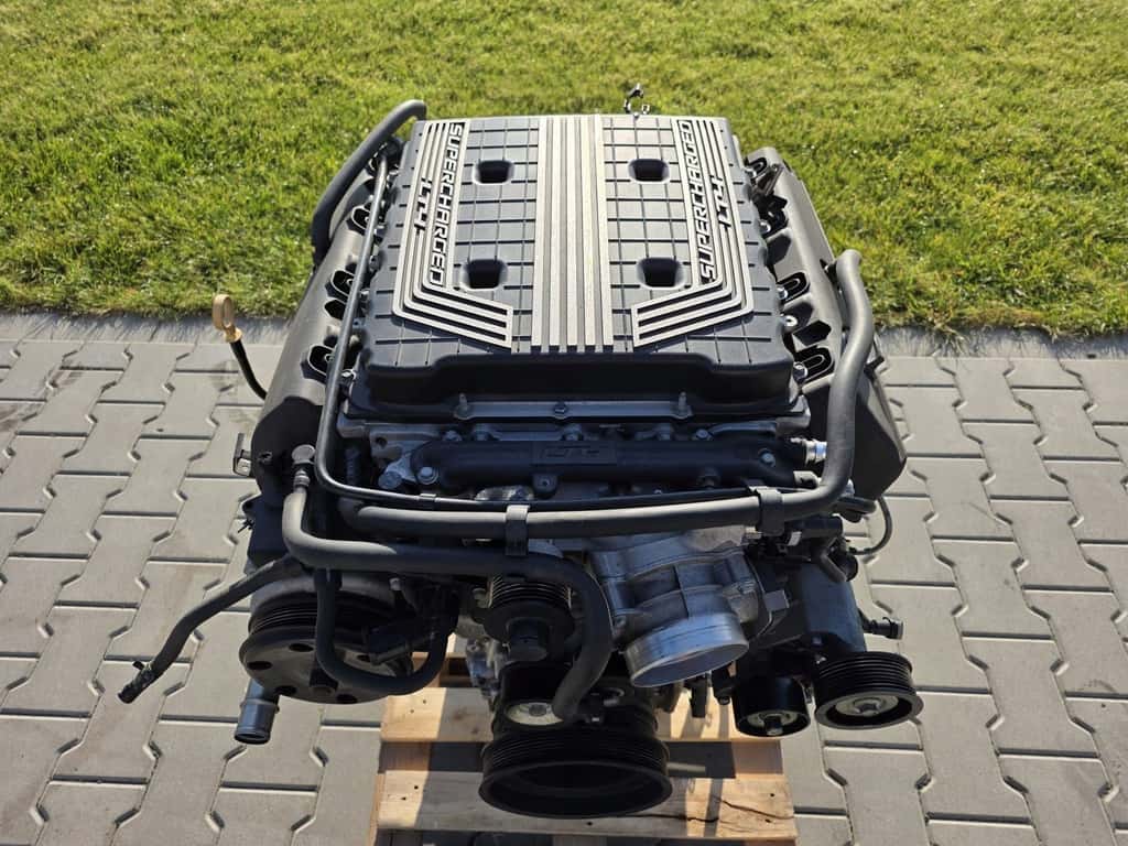 Moteur LT4(376CUV8) vue 3