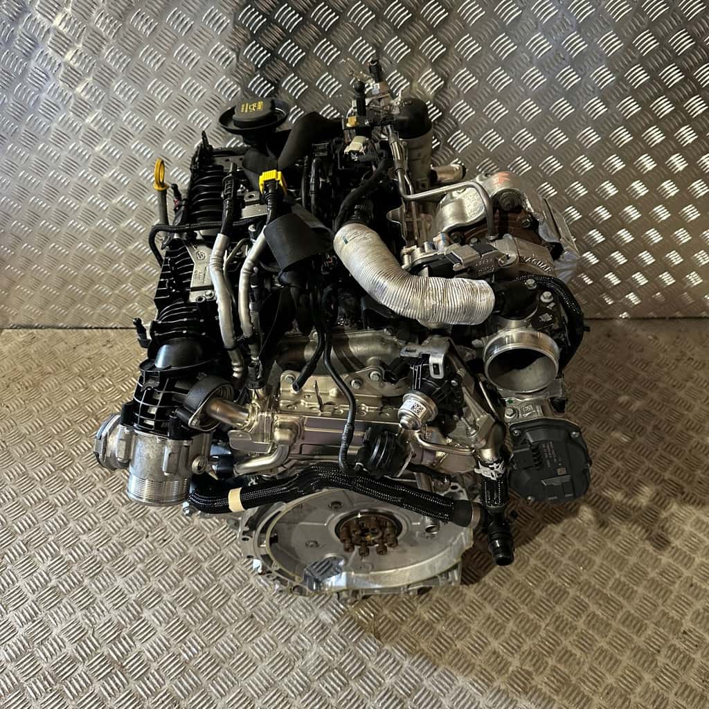 Moteur 204DTY(AJ21D4) vue 2