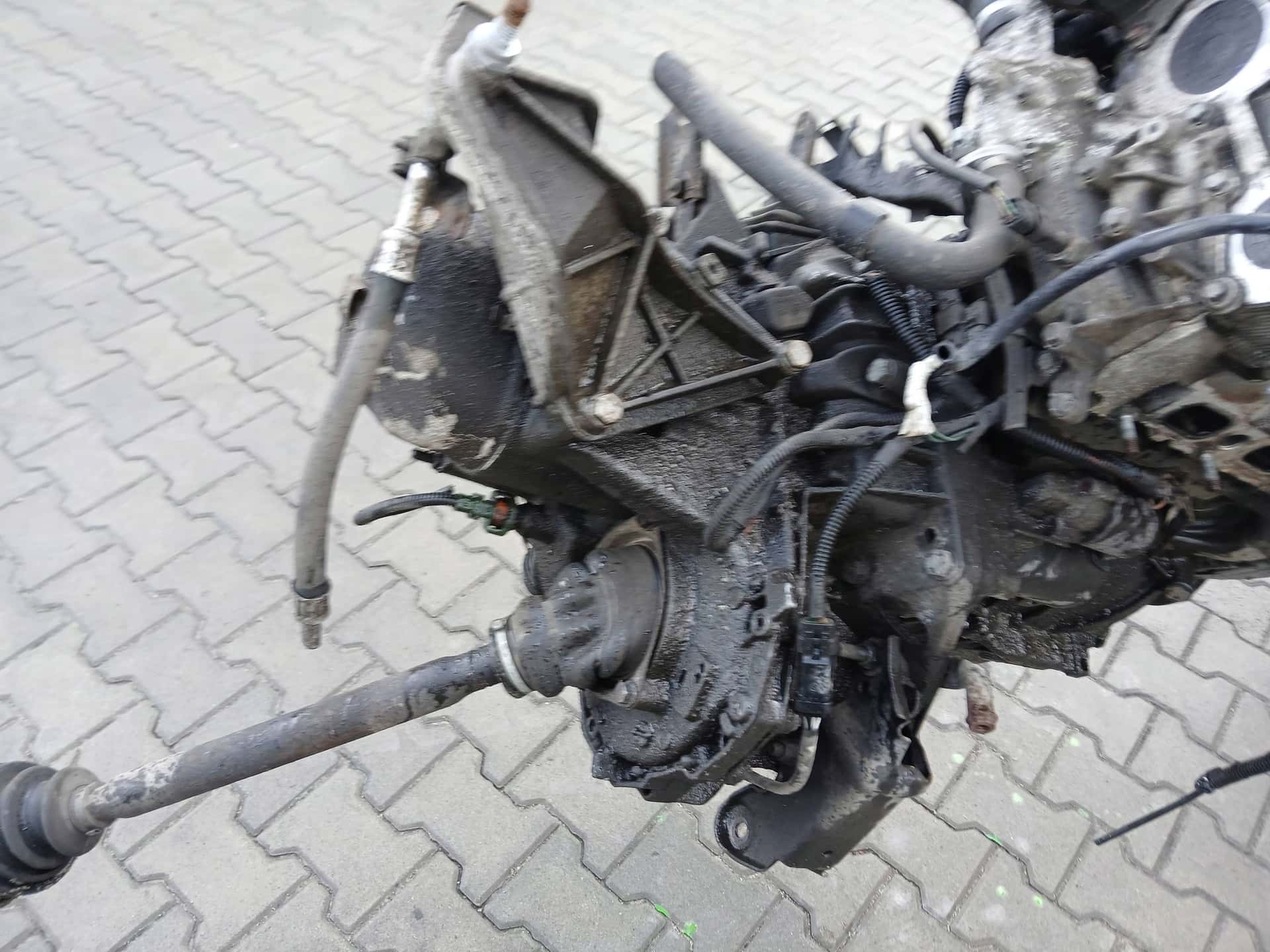 Moteur F4R 792 vue 7