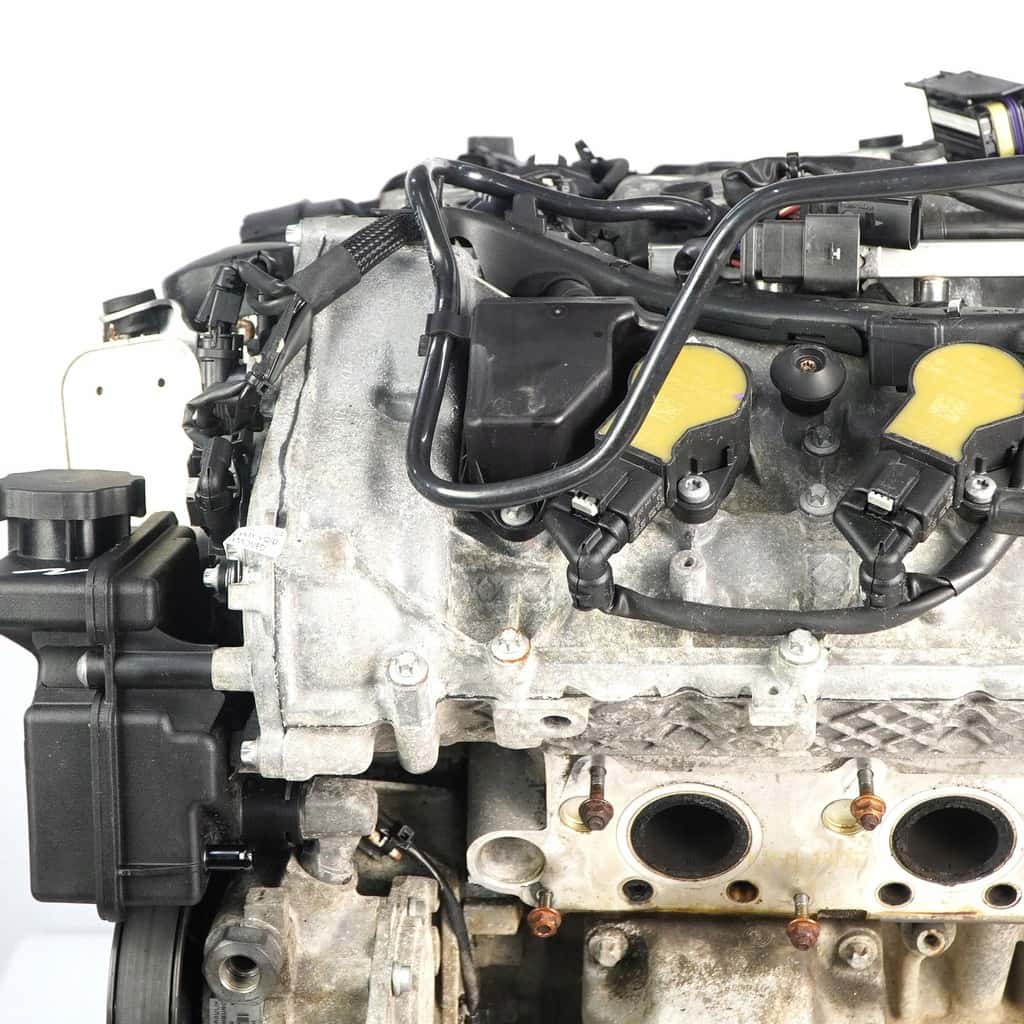 Moteur M 112.947 vue 3