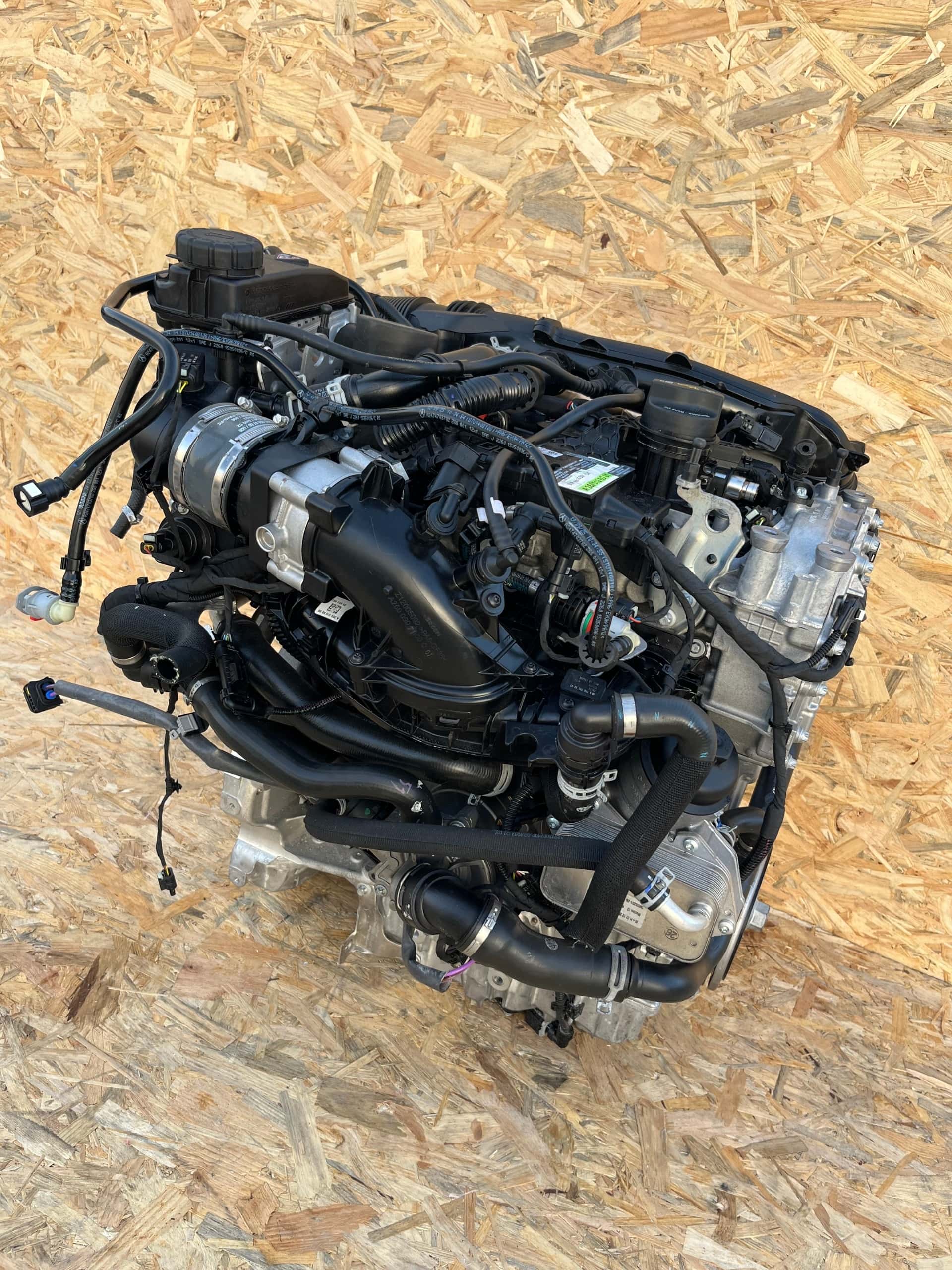 Moteur M 139.980 vue 4