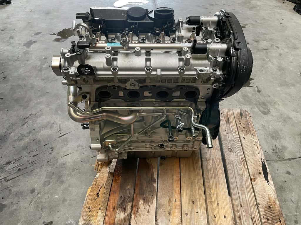 Moteur B 4204 T56 vue 2