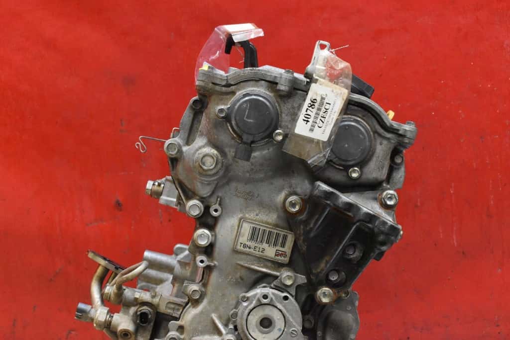 Moteur 8NR-FTS vue 4