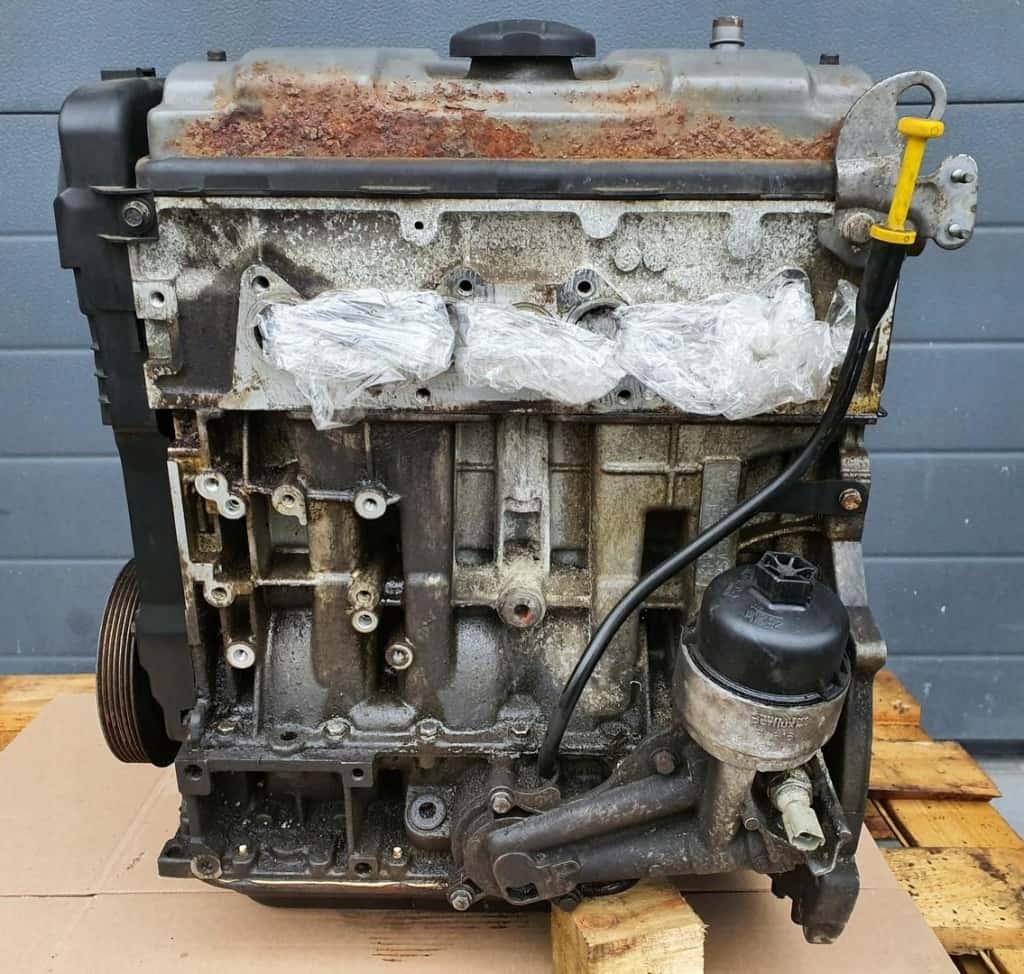 Moteur KFW (TU3A) vue 3