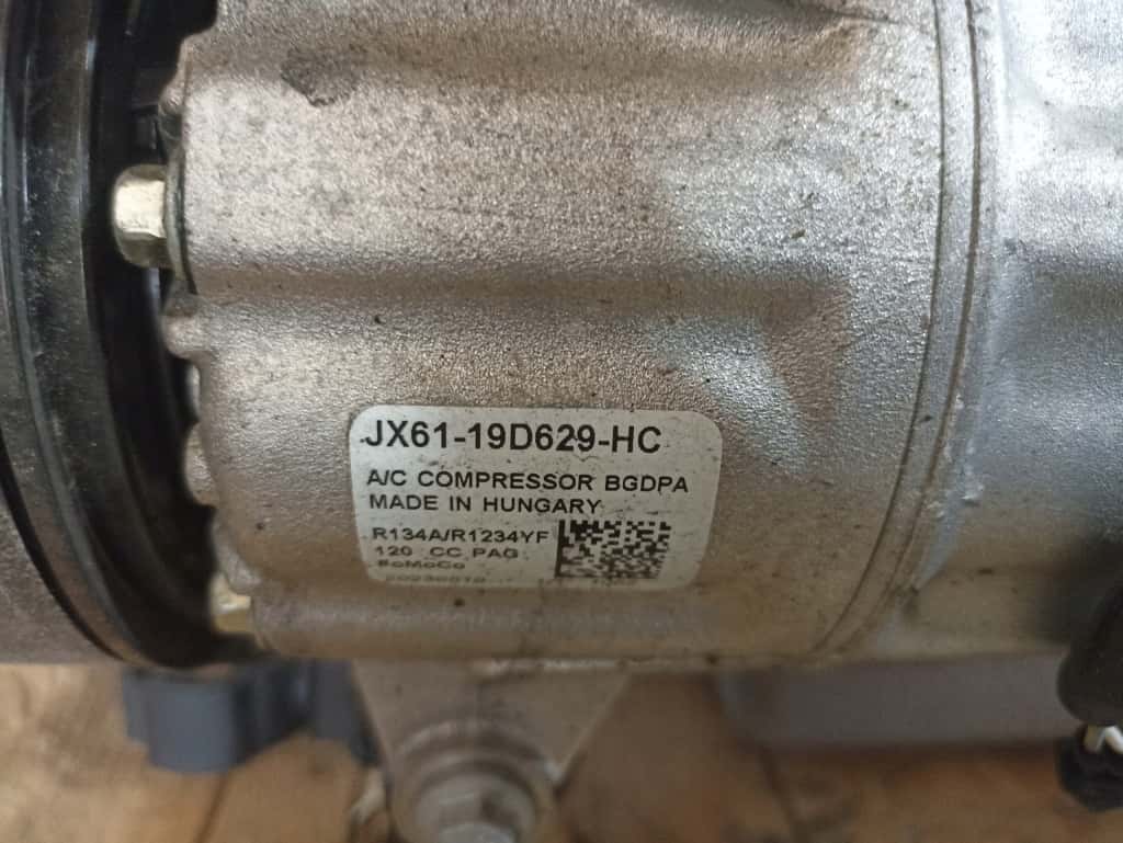 Moteur Y9DA vue 2