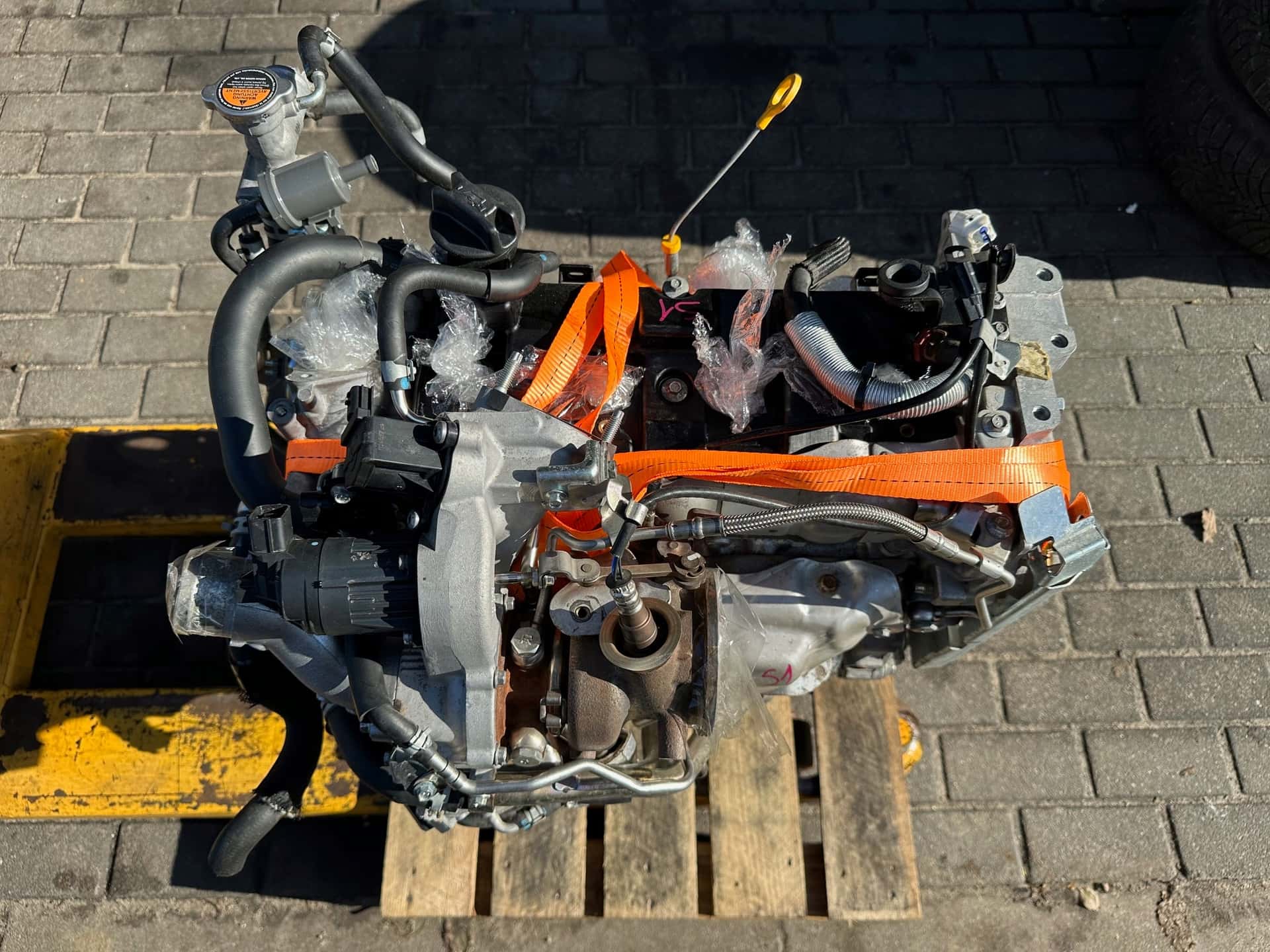 Moteur MR16DDT vue 3