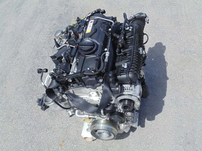 Moteur B48 A20 A vue 2