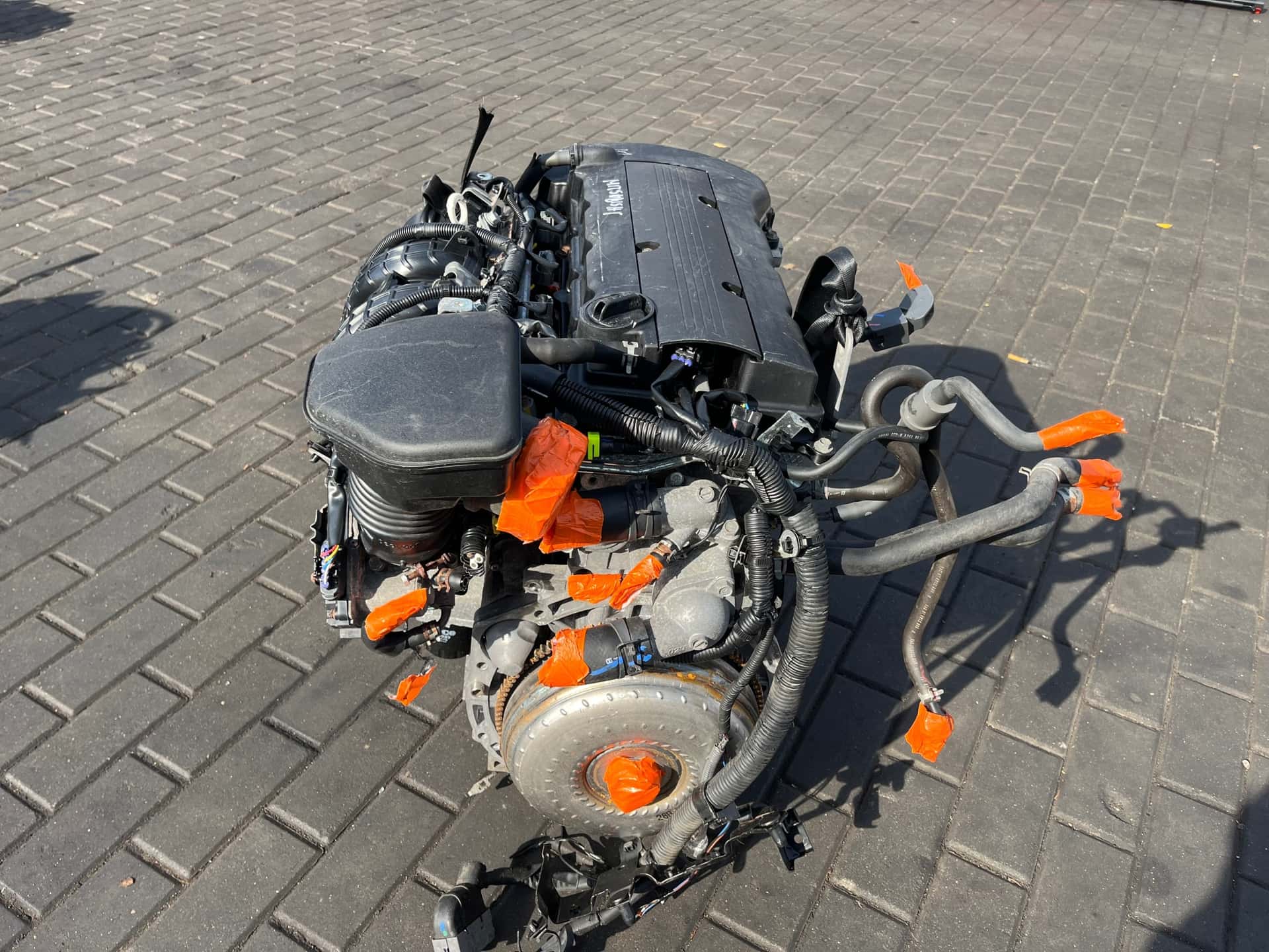 Moteur 4B12 vue 7