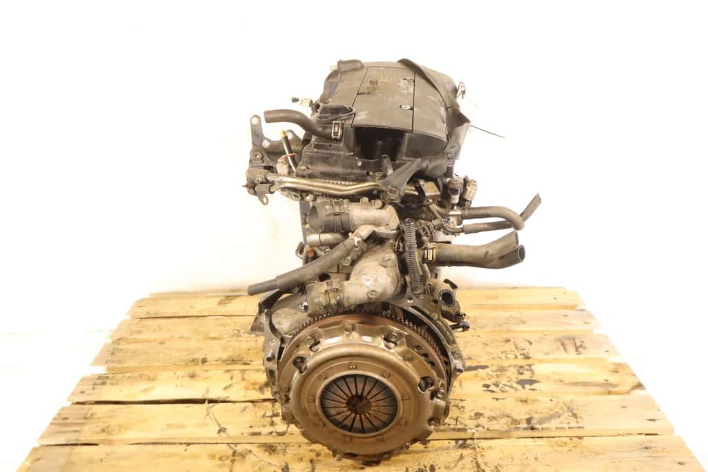 Moteur 4B10 vue 3
