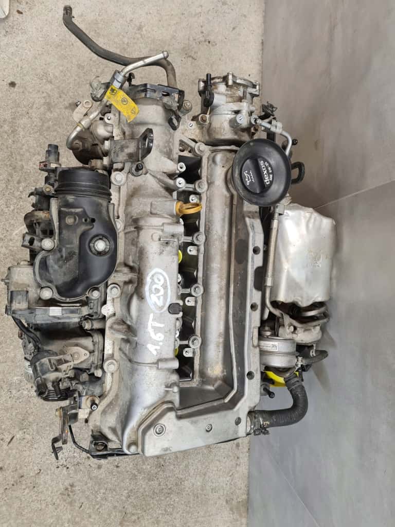 Moteur A 16 SHT vue 3