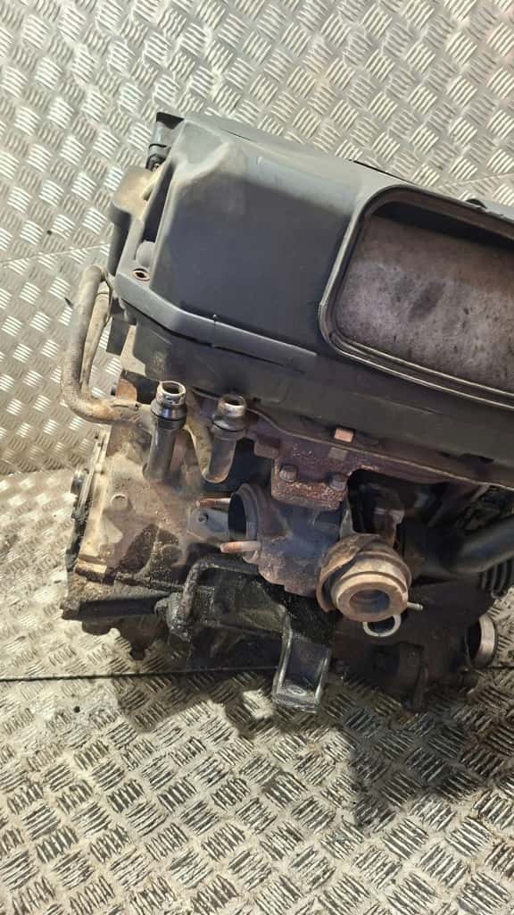 Moteur M47 D20 (204D1) vue 5