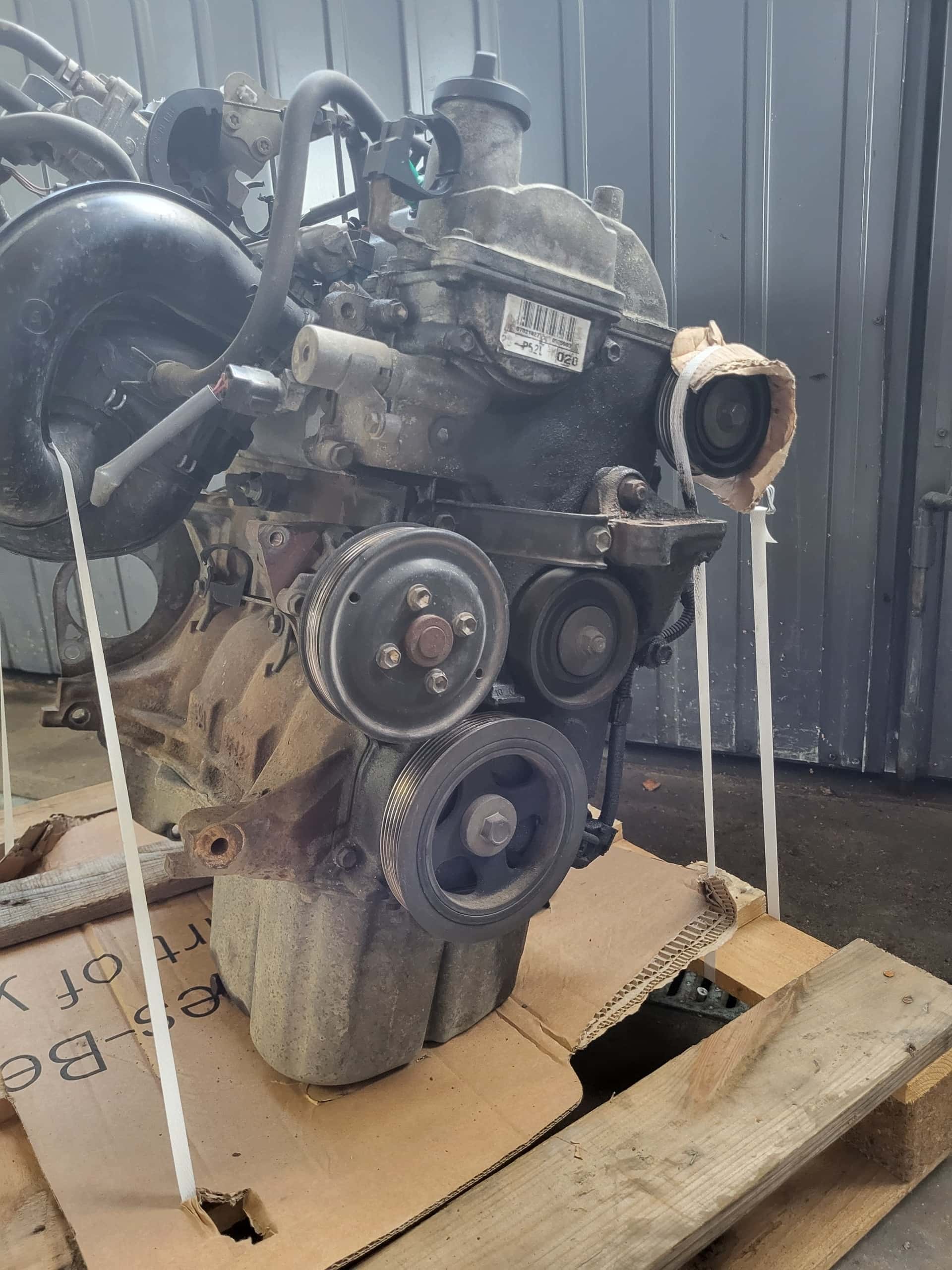 Moteur 2SZ-FE vue 7
