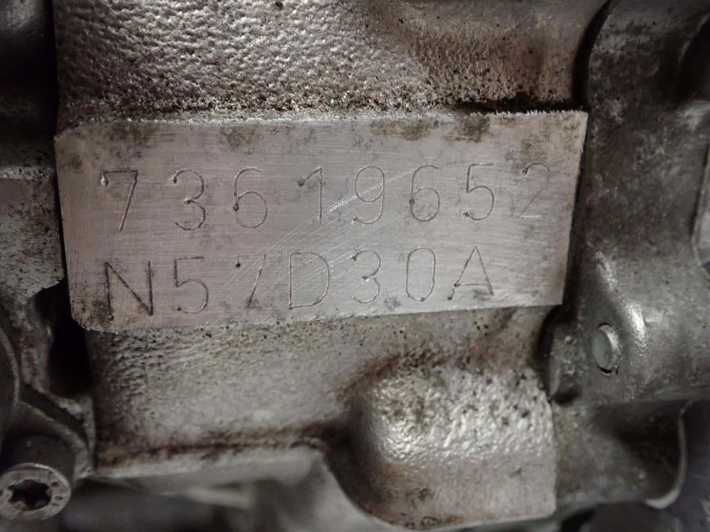 Moteur N57 D30 A vue 9