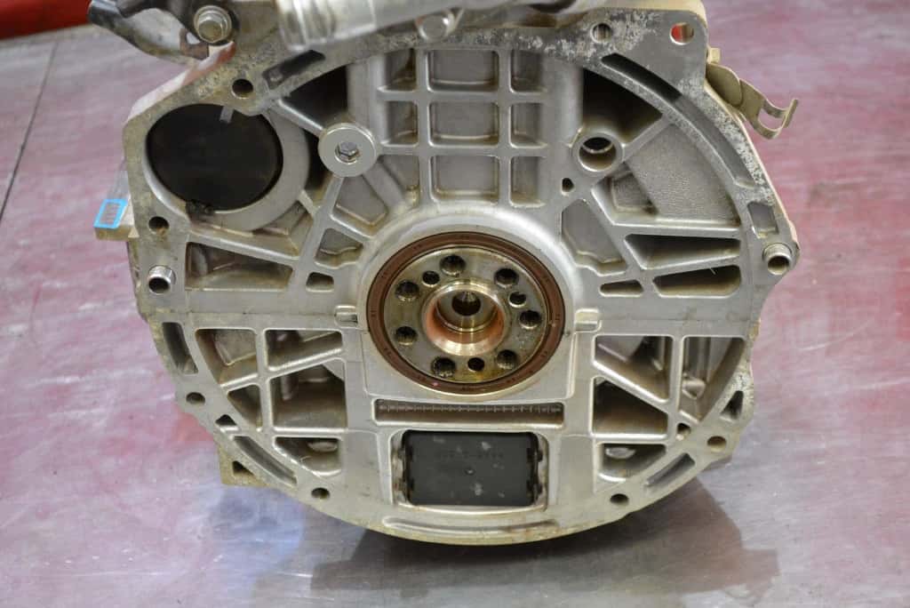 Moteur 4B11 vue 14