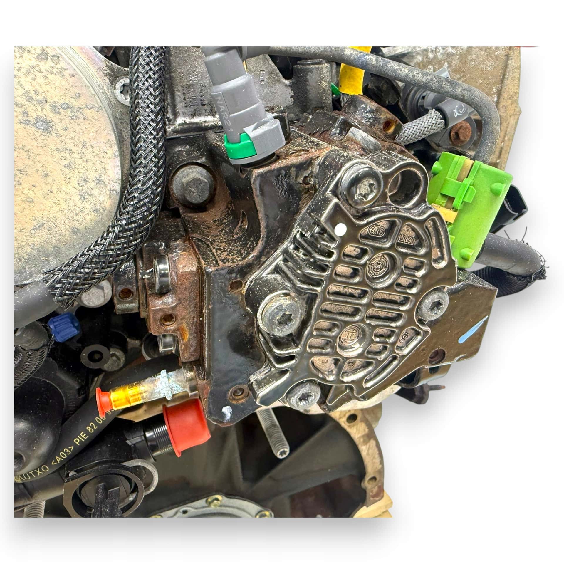 Moteur M9R 692 vue 5