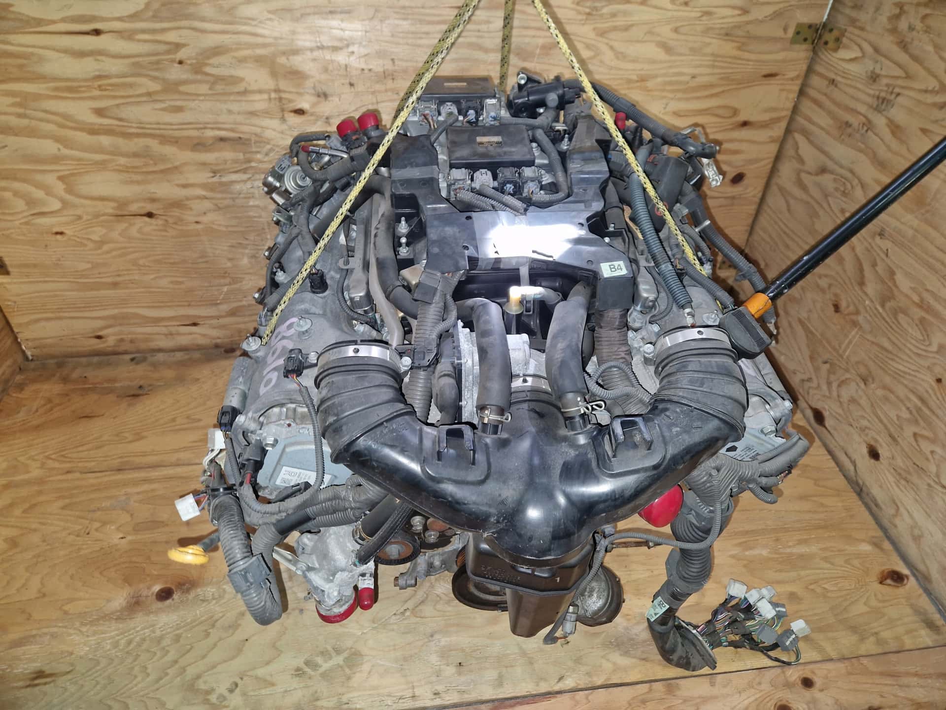 Moteur 1UR-FSE vue 4