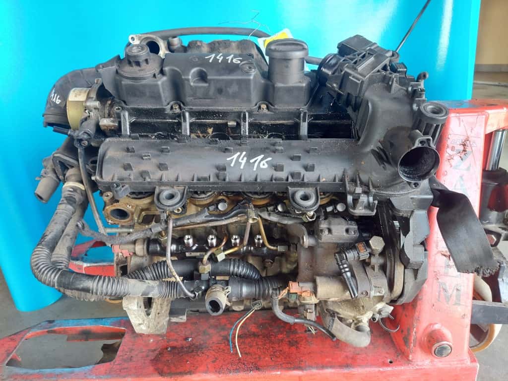 Moteur 8HZ (DV4TD) vue 3