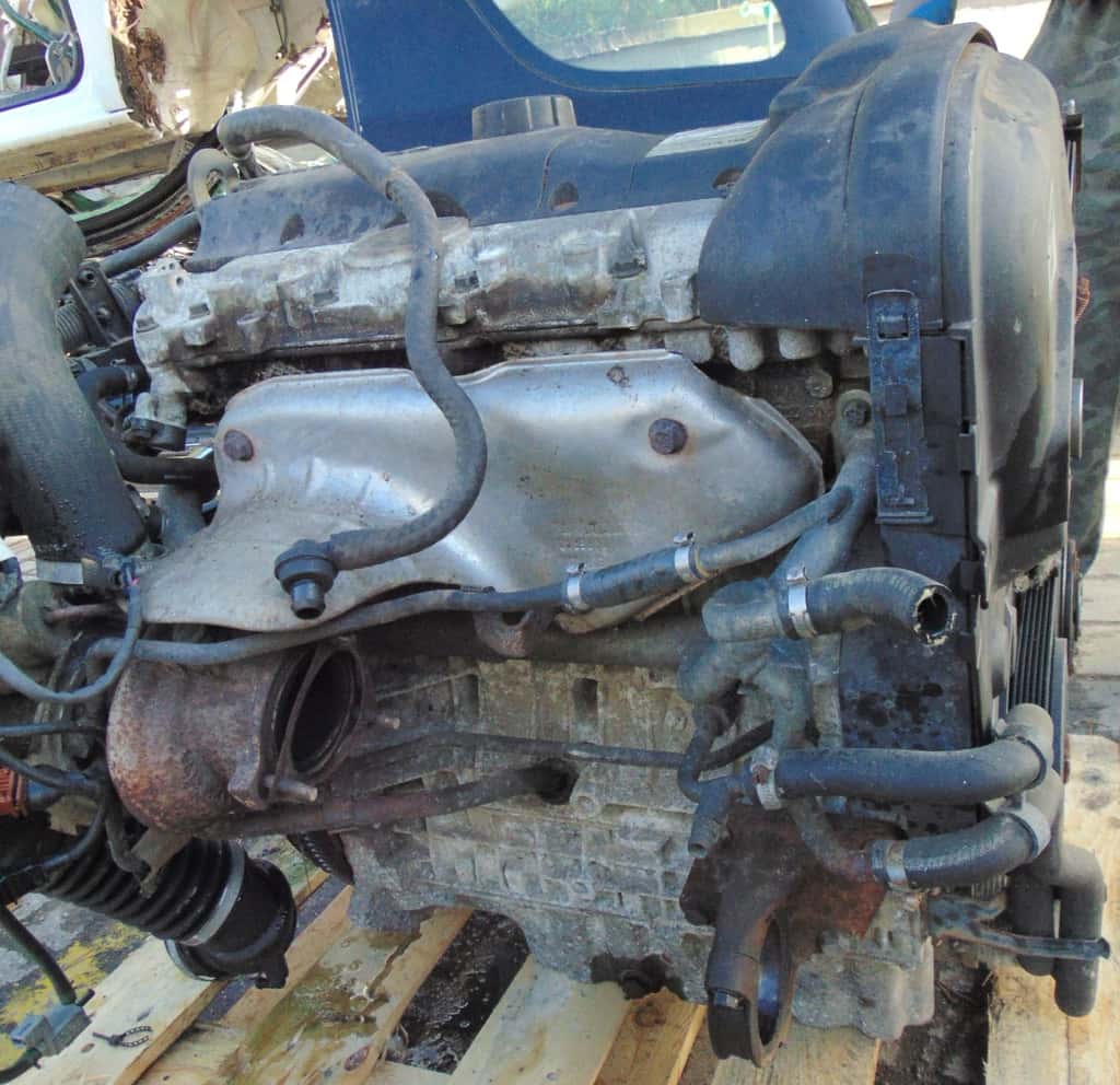 Moteur B 4204 T3 vue 4