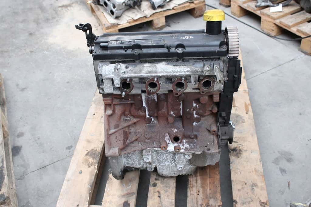 Moteur K9K 830 vue 2