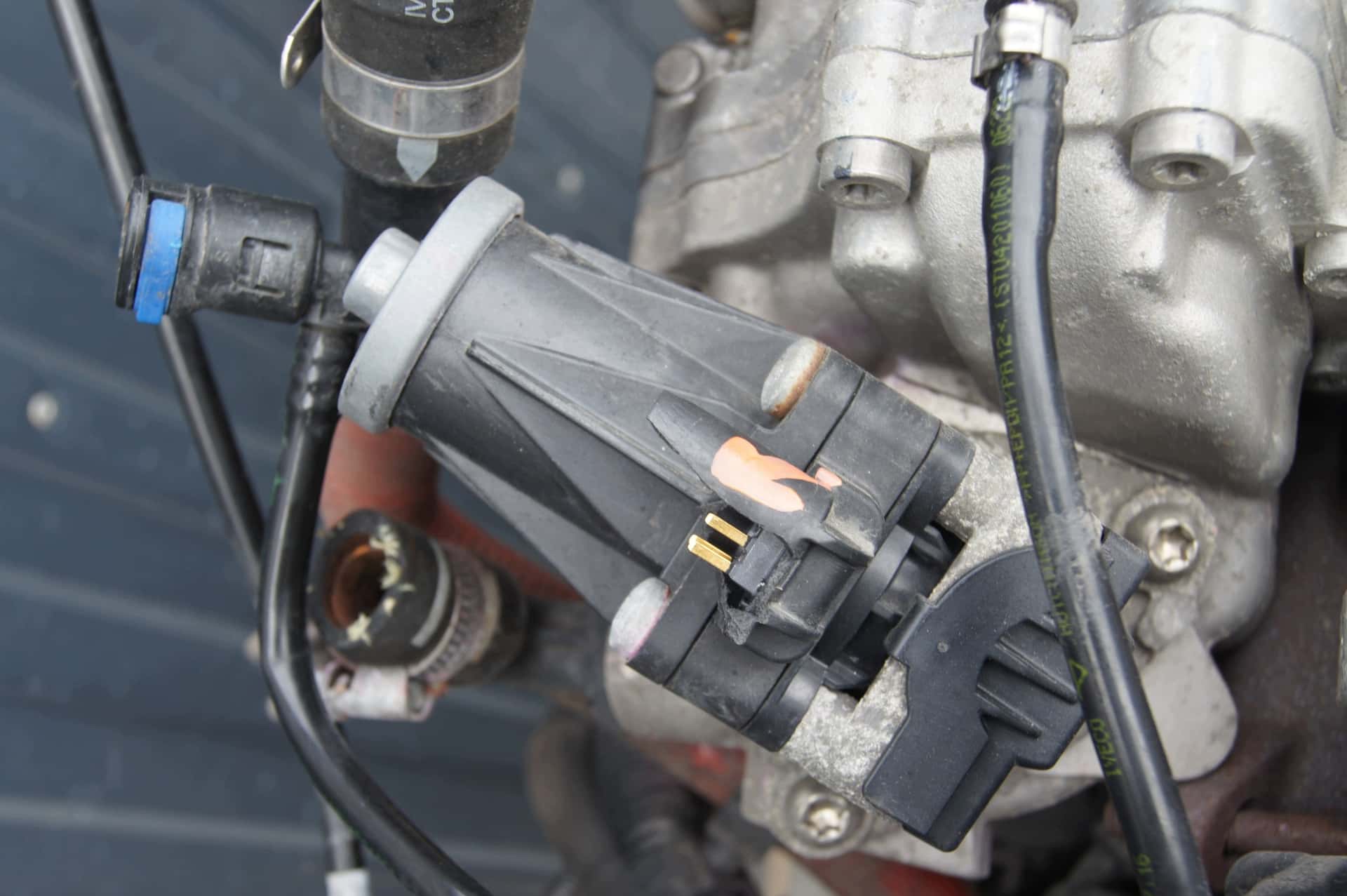 Moteur F1CFL411B vue 9