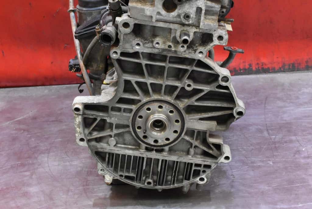 Moteur B 5254 T3 vue 8
