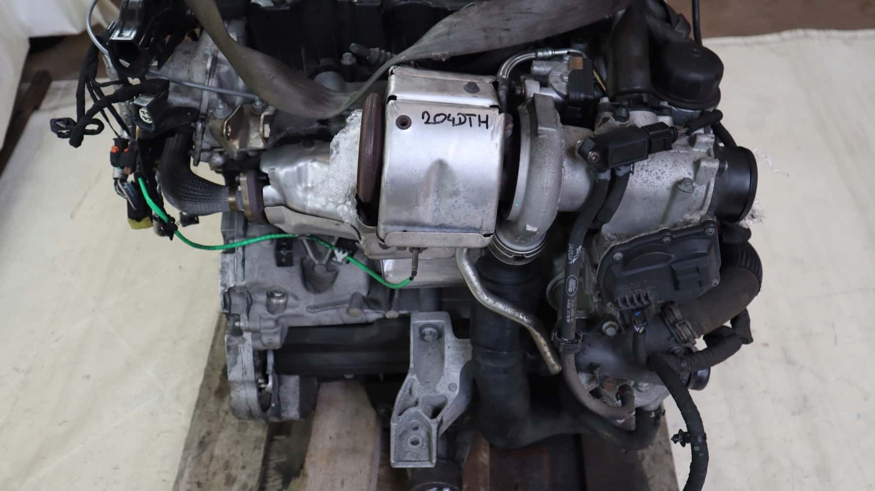 Moteur 204DTH(AJ20D4) vue 11