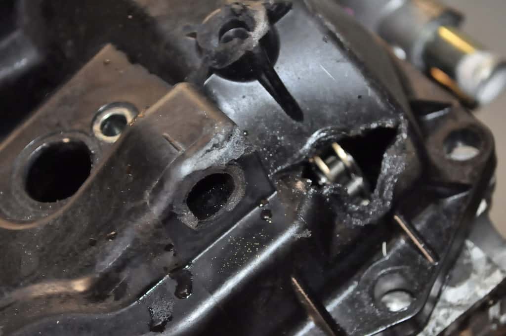Moteur 2GD-FTV vue 4
