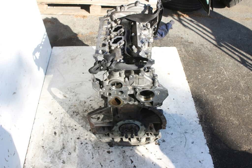 Moteur M9R 700 vue 3