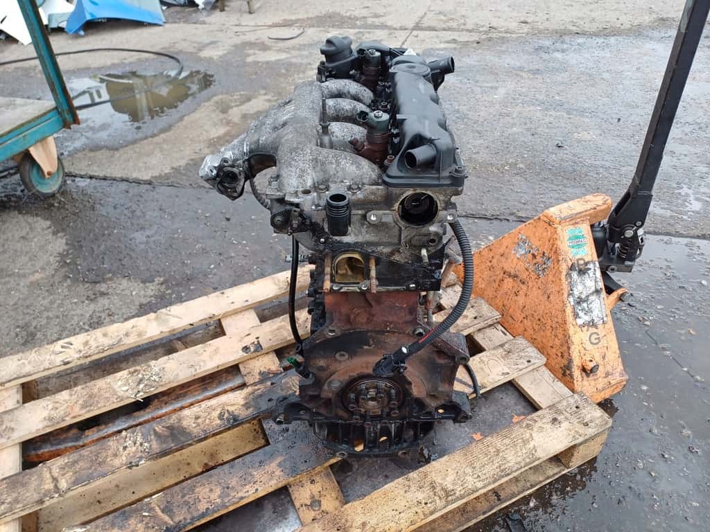 Moteur 4HW (DW12TED4) vue 2