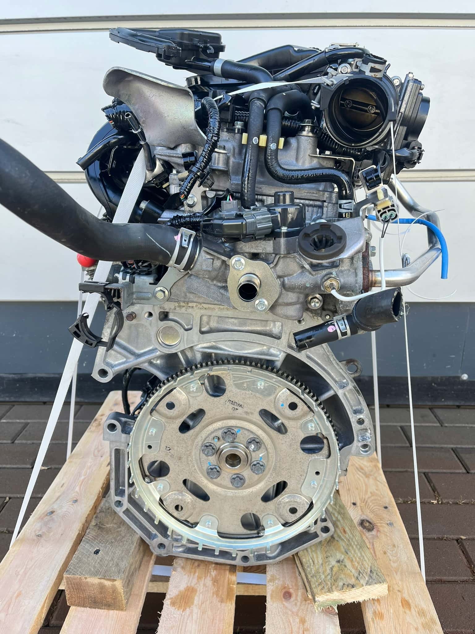 Moteur HR12DDR vue 4