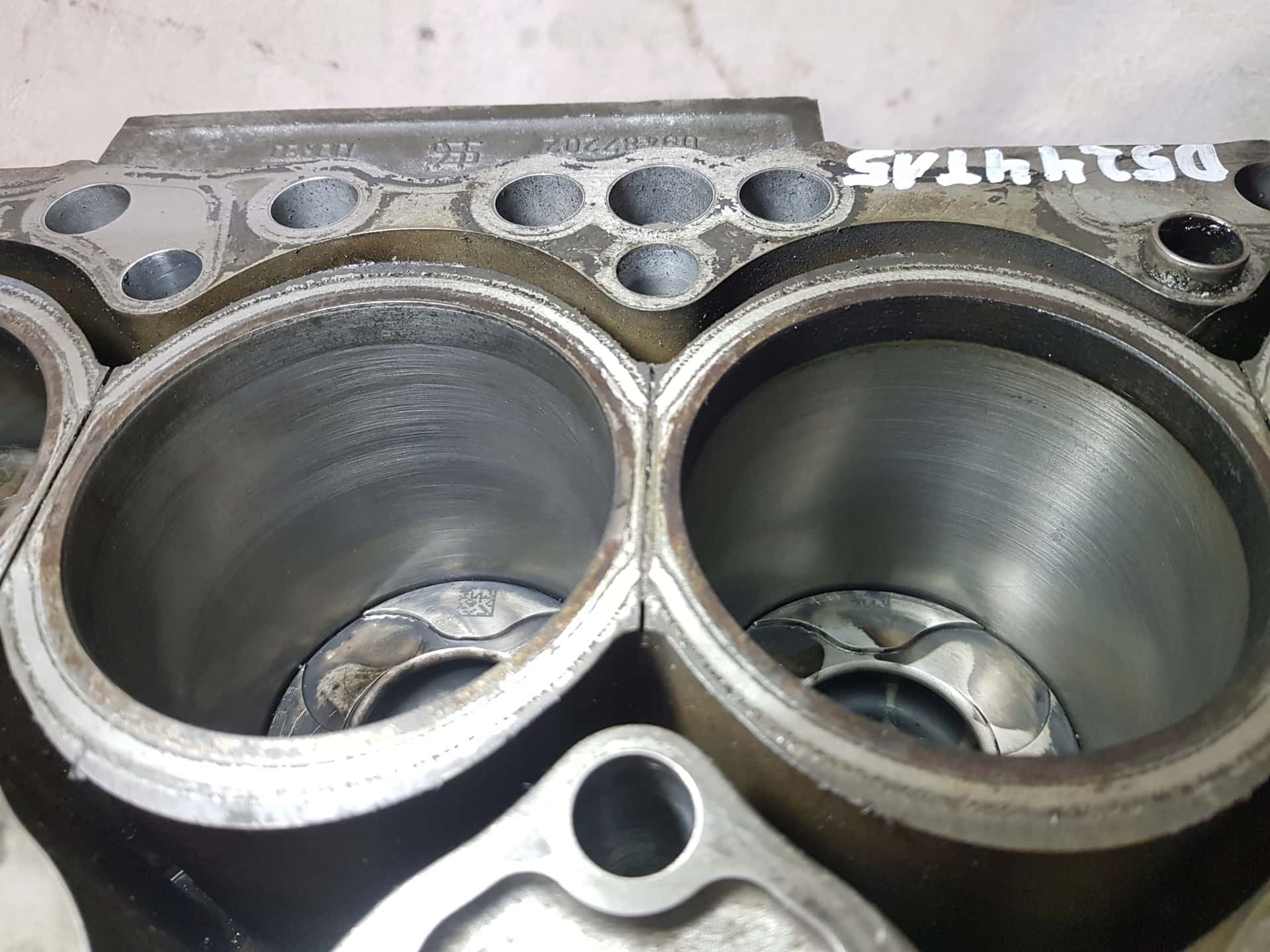 Moteur D 5244 T15 vue 5