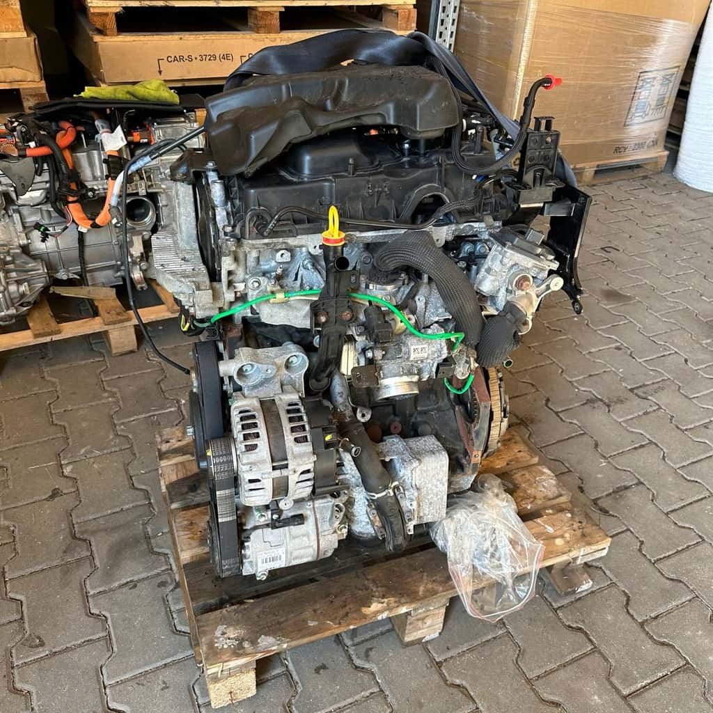 Moteur M9T 716 vue 2