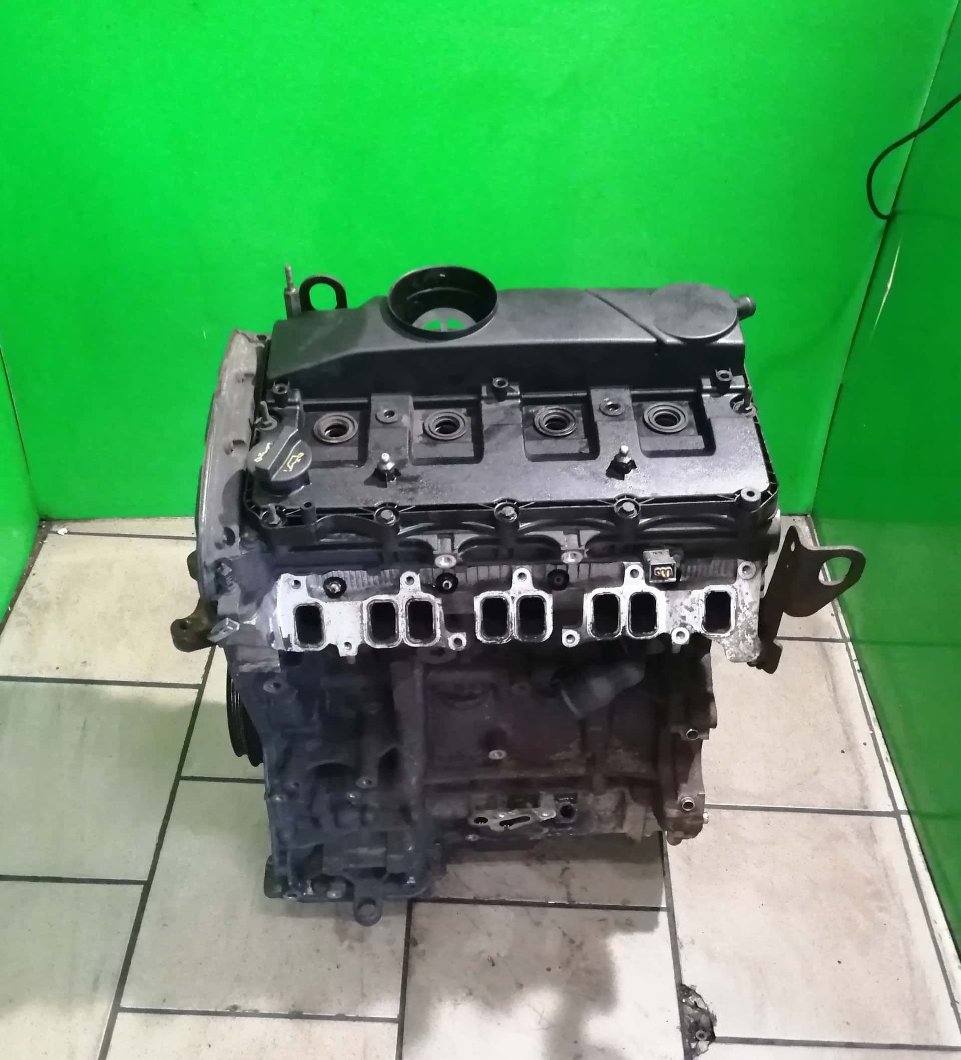 Moteur 4HV (P22DTE) vue 3