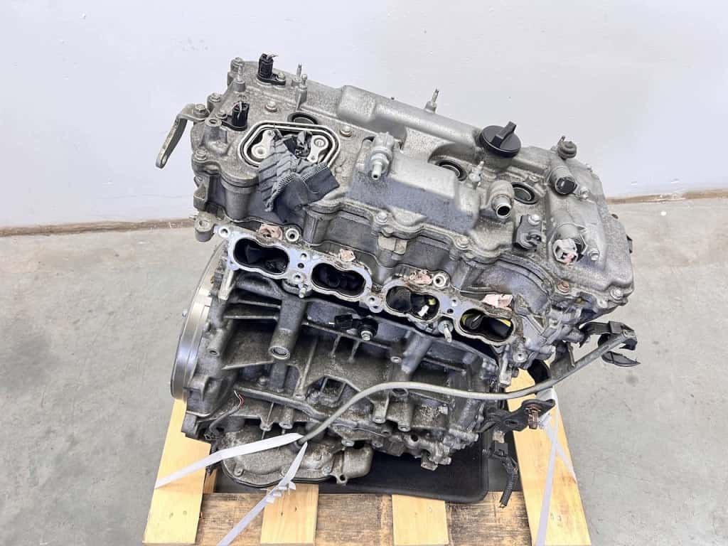 Moteur 2AR-FSE vue 2
